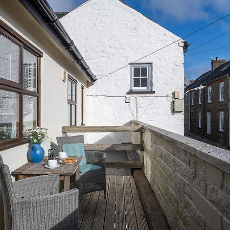 The Boathouse For Two, St Davids, Garage Parking Vila Exterior foto
